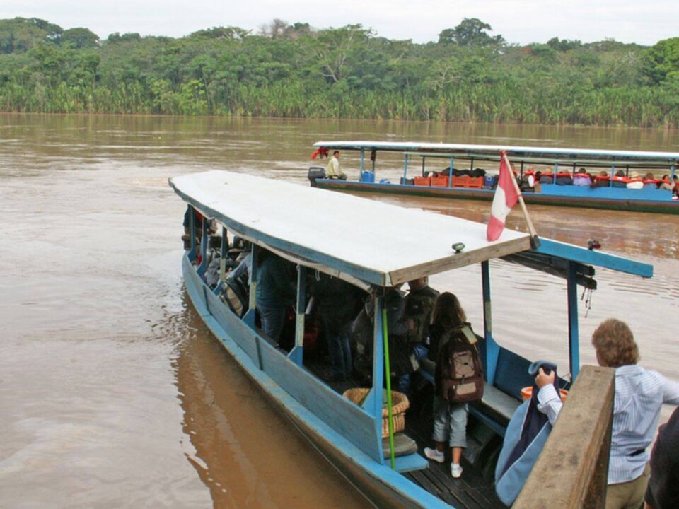 Tambopata-river-tour