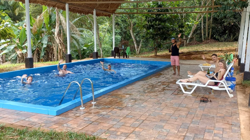 piscina_tambopata_inn puerto maldonado tours lodge